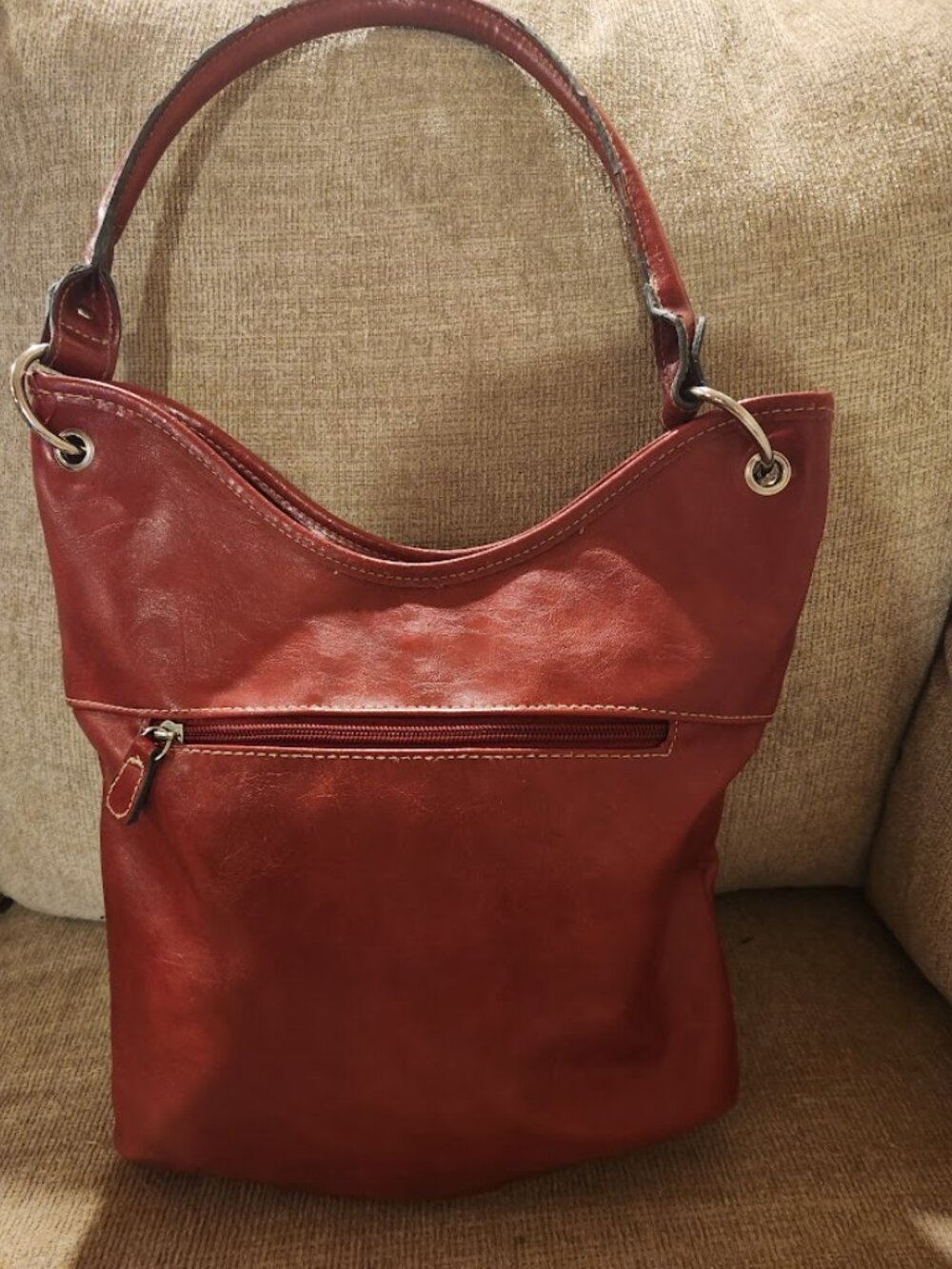 she is my big red pocketbook - Picture 3 of 3
